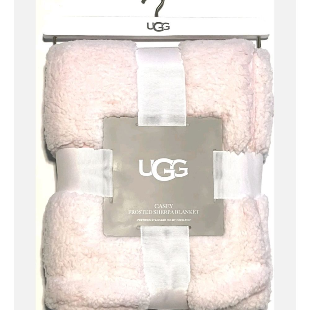 Ugg Casey Frosted Sherpa Blanket